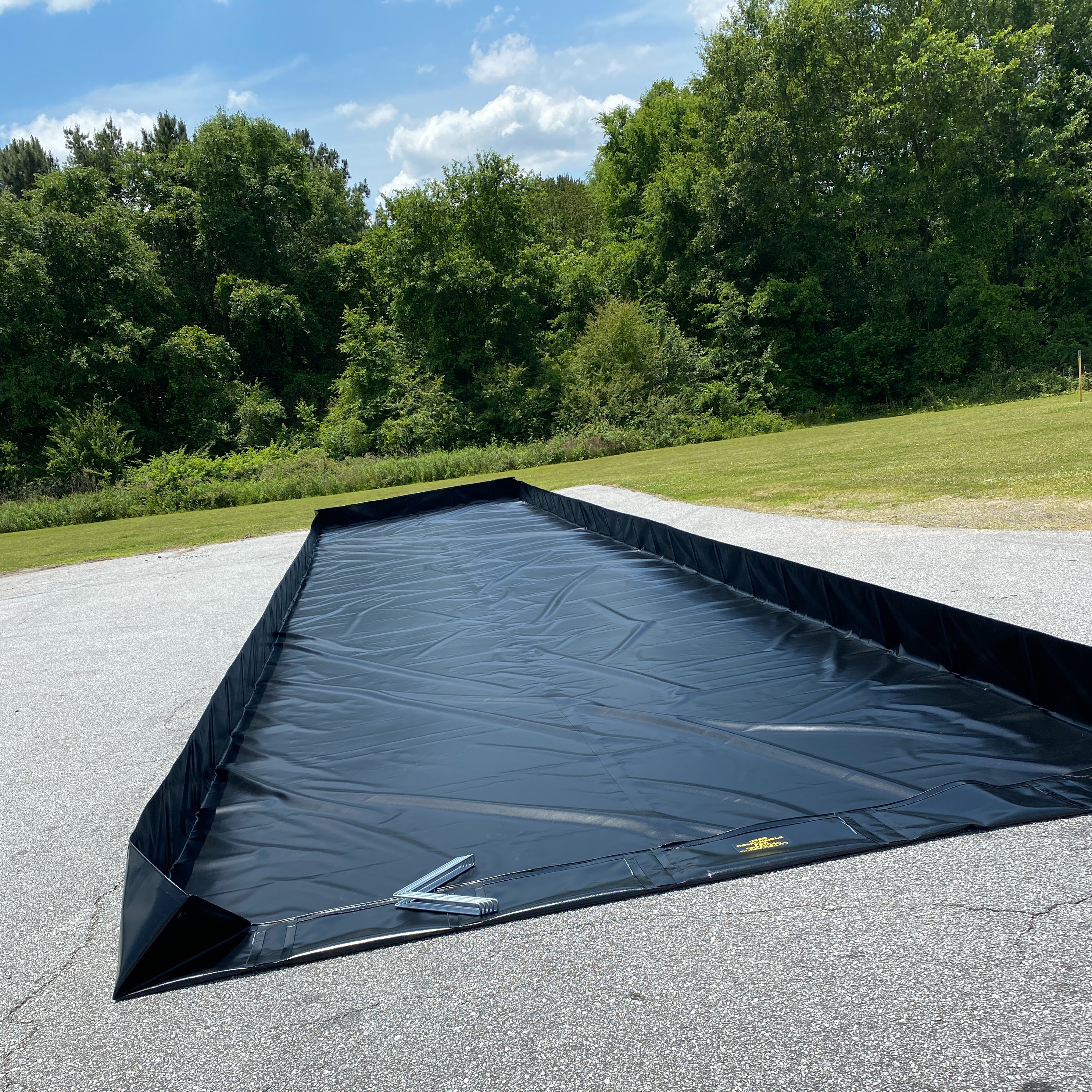 10' x 50' Angle Bracket Frac Tank Berm 10' x 50' Angle Bracket Frac Tank Berm