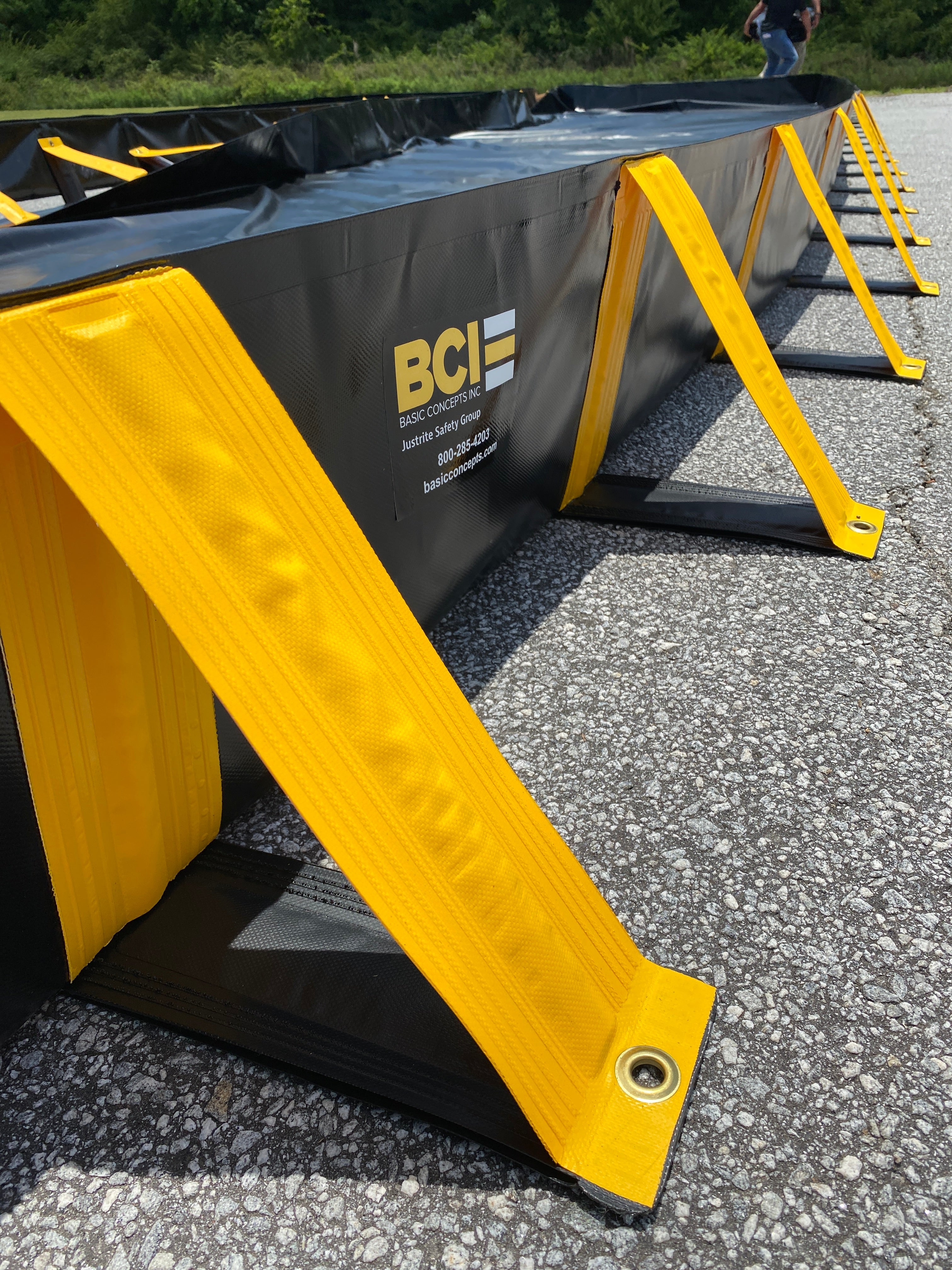 10' x 50' Outside Support Frac Tank Berm 10' x 50' Outside Support Frac Tank Berm