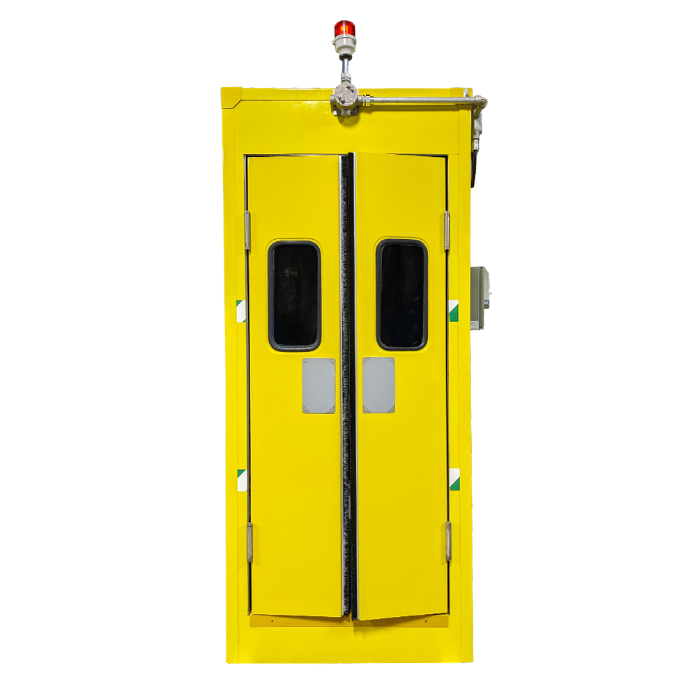 Modular Polar safety shower within insulated cubicle